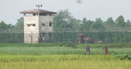 দুই সীমান্ত দিয়ে ২৮ জনকে ঠেলে পাঠাল বিএসএফ