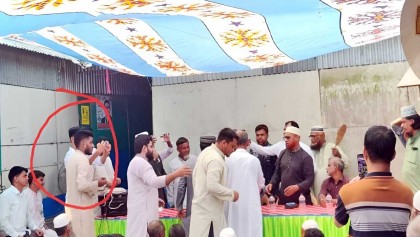 জামায়াতের কর্মিসভায় সাবেক ছাত্রলীগ নেতা, ভাইরাল ছবি ঘিরে তোলপাড়