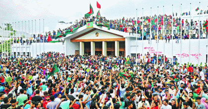 সরকারি ছুটি আসছে ৫ আগস্ট ছাত্র-জনতার গণঅভ্যুত্থান দিবসের