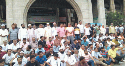 আজও বন্ধ নগরভবনের প্রধান ফটক