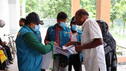 একযোগে দেশের ১৩ জেলার নির্বাচন অফিসে দুদকের হানা