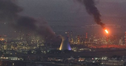 ইসরায়েলের ওপর একযোগে ক্ষেপণাস্ত্র ও ড্রোন হামলা চালিয়েছে ইরান