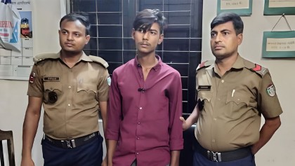 কিশোরগঞ্জের ভৈরব রেলস্টেশন থেকে পিস্তলসহ যুবক আটক