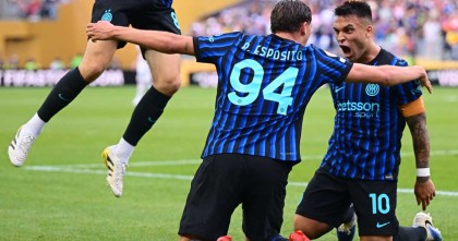 স্বদেশি ক্লাবকে বিদায় করলেন লাউতারো, দুই আর্জেন্টাইনের লাল কার্ড