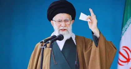 ইসরায়েলের সঙ্গে যুদ্ধের পর প্রথমবারের মতো জনসম্মুখে খামেনি