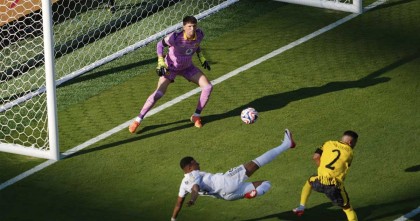 শ্বাসরুদ্ধকর ম্যাচে ডর্টমুন্ডকে হারিয়ে সেমিফাইনালে রিয়াল মাদ্রিদ