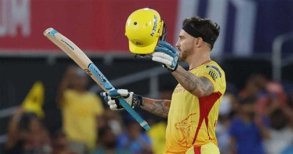 টি-টোয়েন্টিতে সর্বোচ্চ রানের রেকর্ড গড়লেন অধিনায়ক ডু প্লেসি