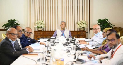 মুক্তিযুদ্ধের প্রকৃত ইতিহাস তুলে ধরতে বললেন প্রধান উপদেষ্টা
