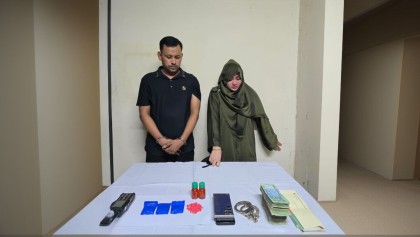 আশুগঞ্জে সেনা অভিযানে 'পাখি জসিম' গ্রেপ্তার: ইয়াবা, হ্যান্ডকাফ ও ওয়াকিটকি উদ্ধার