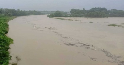 বাড়ছে গোমতী নদীর পানি, কুমিল্লায় বন্যার শঙ্কা