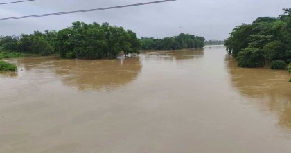 বিপৎসীমার দেড় মিটার নিচে গোমতী নদীর পানি
