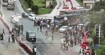 পদ্মা সেতুর মাওয়া প্রান্তে ৬ যানবাহনের সংঘর্ষ, সিসিটিভিতে লোমহর্ষক দৃশ্য