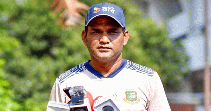 প্রশ্নের মুখে বাংলাদেশের সিনিয়র সহকারী কোচ সালাউদ্দিন