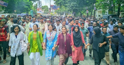 বিক্ষোভে উত্তাল রংপুর, খুনিদের সর্বোচ্চ শাস্তি দাবি 