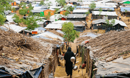 রোহিঙ্গা বেড়ে ১০ লাখ ছাড়াল, মানবিক সহায়তায় সঙ্কট

