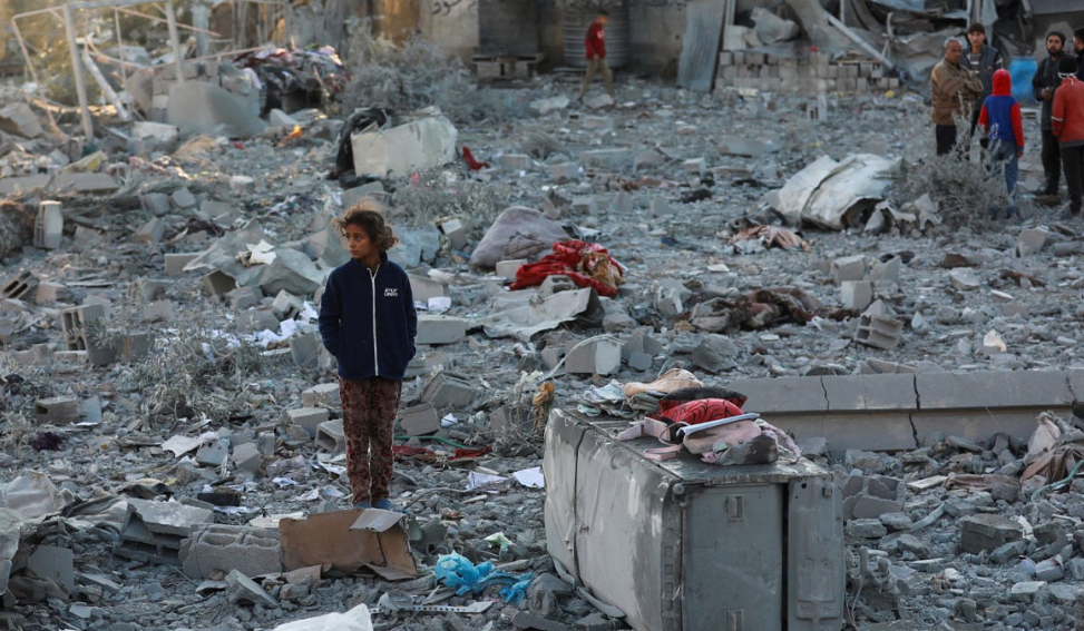 গাজায় ত্রাণকেন্দ্রে গুলি ও বিমান হামলায় নিহত ১১০, শিশুসহ বহু আহত