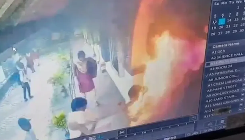 শিক্ষকের অনৈতিক প্রস্তাবে প্রতিবাদ: আগুনে দগ্ধ ছাত্রী ও সহপাঠী, গ্রেপ্তার অধ্যাপক