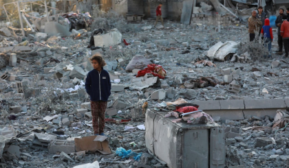 গাজায় ত্রাণকেন্দ্রে গুলি ও বিমান হামলায় নিহত ১১০, শিশুসহ বহু আহত