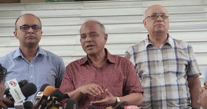 মব সৃষ্টিকারীদের আইনশৃঙ্খলা বাহিনীর হাতে তুলে দিন: স্বরাষ্ট্র উপদেষ্টা