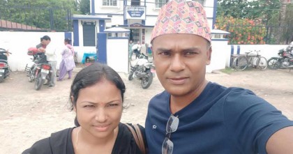 থাকেন ভারতে, বেতন তোলেন বাংলাদেশে