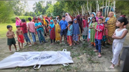 ব্রহ্মপুত্র নদে ভেসে উঠলো অজ্ঞাত যুবকের মরদেহ