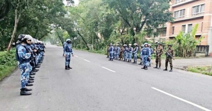 কারফিউয়ে থমথমে গোপালগঞ্জ, কারফিউয়ে থমথমে গোপালগঞ্জ, আটক ১৪