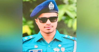 অন্যের স্ত্রী নিয়ে পার্কে ঘুরতে গিয়ে এসআই ক্লোজড