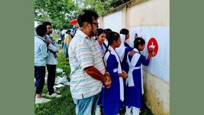 সিরাজগঞ্জে গ্রাফিতি প্রতিযোগিতায় শীর্ষে সরকারি কলেজ ও শেরনগর মাদ্রাসা