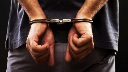 মিরপুরে আ. লীগের মিছিল থেকে ৩ জনকে আটক করে পুলিশে দিলো জনতা