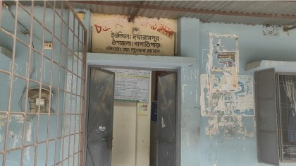 ক্লিনিকে আসেন ওষুধ নিতে, ফিরতে হয় খালি হাতে