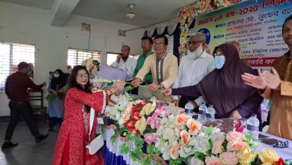 মাদারীপুর সরকারি কলেজে নবীনবরণ: নবযাত্রায় শিক্ষার্থীদের বরণ