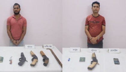 কুমিল্লায় পৃথক সেনা অভিযানে দুই অস্ত্র ব্যবসায়ী আটক