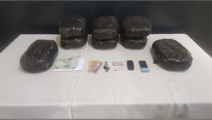 মিরসরাইয়ে গাঁজাসহ আটক ২, পিকআপ জব্দ