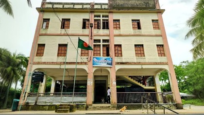 সেন্টমার্টিন সরকারি স্কুলে শিক্ষক সংকট, পাঠদান ব্যাহত