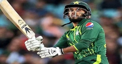 আবার বাঁচলেন হারিস, এবার পড়ল ক্যাচ