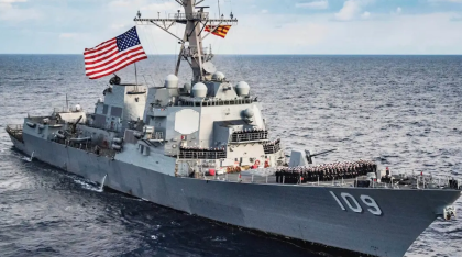 ওমান সাগরে উত্তেজনা: ইরানের সতর্কবার্তায় সরে গেল মার্কিন যুদ্ধজাহাজ