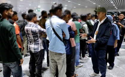 মালয়েশিয়ায় ১২৩ বাংলাদেশিসহ ১৯৮ বিদেশির প্রবেশে নিষেধাজ্ঞা