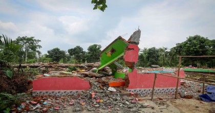 রয়টার্সের প্রতিবেদন: ঘরবাড়ি গুঁড়িয়ে দিয়ে মুসলিমদের উচ্ছেদ করছে ভারত