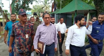 আখাউড়া স্থলবন্দর পরিদর্শনে হাইকমিশনার, নিষেধাজ্ঞা প্রত্যাহারে ব্যবসায়ীদের আহ্বান

