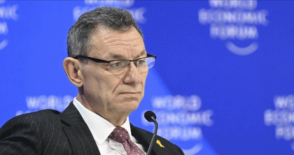 ট্রাম্পের তহবিল সংগ্রহ অনুষ্ঠানে যোগ দিচ্ছেন ফাইজার সিইও