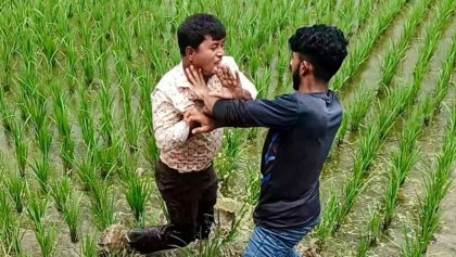 নির্মাণকাজে ‘অনিয়ম হয়নি’ বলায় এলজিইডি কর্মচারীকে পিটুনি