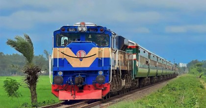 ‘জুলাই ঘোষণাপত্র’ পাঠে অংশ নিতে আট জোড়া বিশেষ ট্রেন ভাড়া করলো সরকার