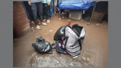 টঙ্গীতে ট্রাভেল ব্যাগে অজ্ঞাত যুবকের খণ্ডিত লাশ উদ্ধার