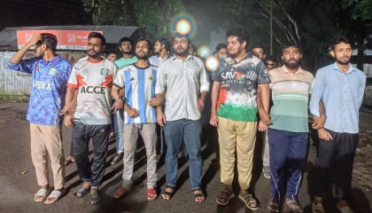 গাজীপুরে সাংবাদিককে নৃশংস হত্যার প্রতিবাদে ইবিতে বিক্ষোভ