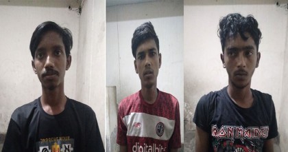 রাজধানীতে ছিনতাইয়ের চেষ্টা, ট্রাফিক পুলিশের হাতে তিন যুবক আটক