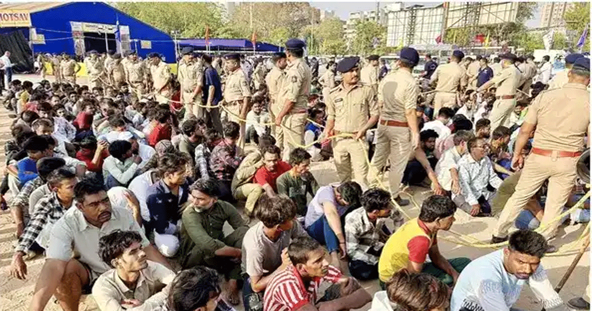 ১১২ বাংলাদেশিকে ফেরত পাঠানোর দাবি মুম্বাই পুলিশের