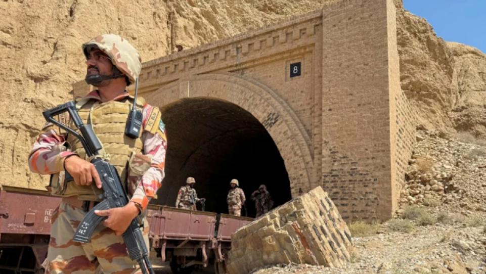 বেলুচিস্তানে মোবাইল ইন্টারনেট পরিষেবা স্থগিত করল পাকিস্তান সরকার