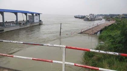 পাটুরিয়ায় ফের ভাঙনের কবলে অস্থায়ী লঞ্চঘাট, বন্ধ লঞ্চ চলাচল