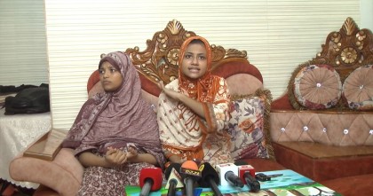 সোহাগ হত্যাকাণ্ডের আসামিরা ঘুরে বেড়ানোর অভিযোগ, নিরাপত্তাহীনতায় পরিবার