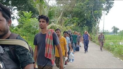 চুয়াডাঙ্গার দর্শনা সীমান্ত দিয়ে ২২ বাংলাদেশীকে বিএসএফের হস্তান্তর